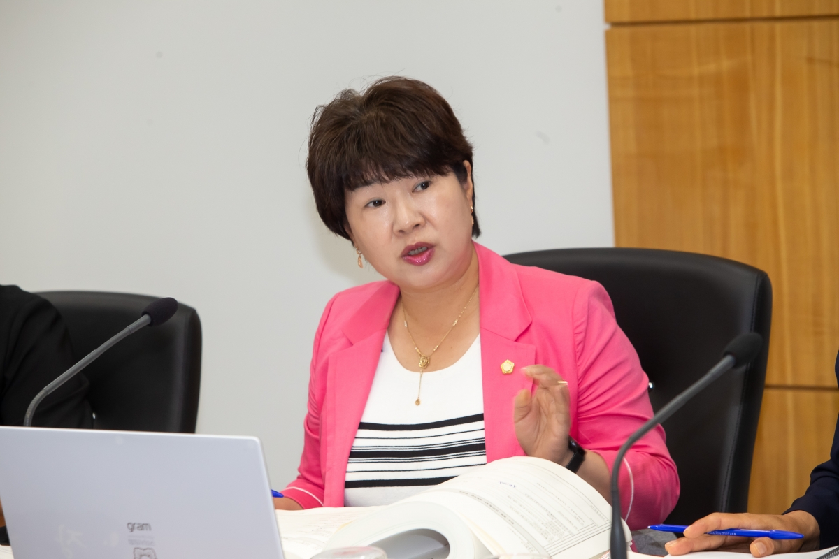 20230707-010[_P7U8049-제269회 임시회 산업건설위원회 소관 2023년도 제1회 추경예산안 예비심사 활동.JPG