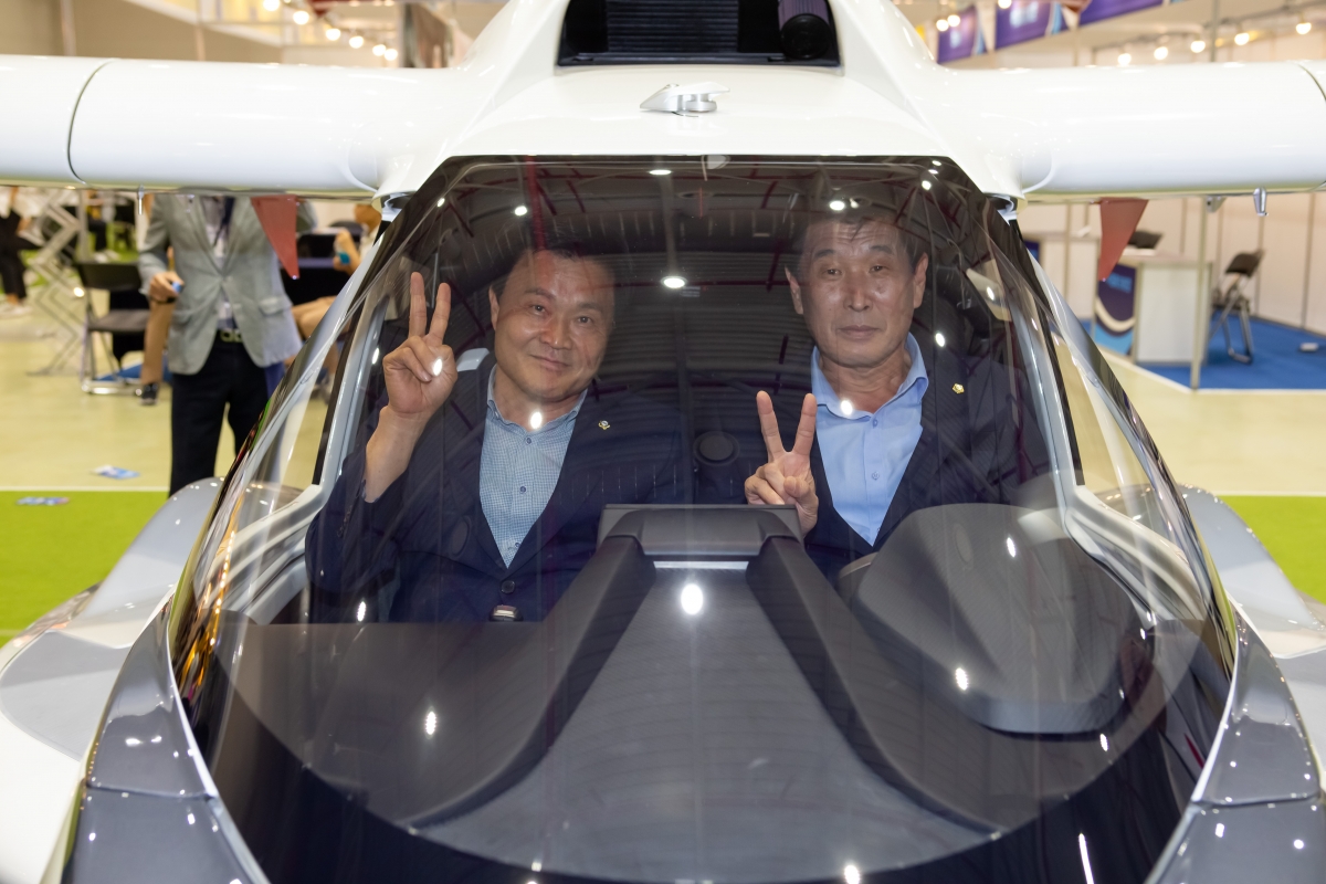 20230908-032[_P7U0030-제270회 임시회 산업건설위원회 구미디지털전자산업관(구미코) 방문활동.JPG