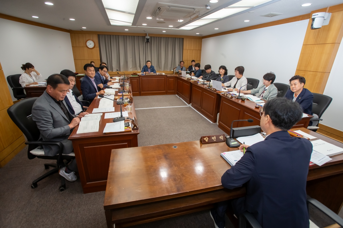 20230911-032[_P7U0245-제270회 임시회 산업건설위원회 2023년도 행정사무감사 지적사항 조치결과 보고.JPG