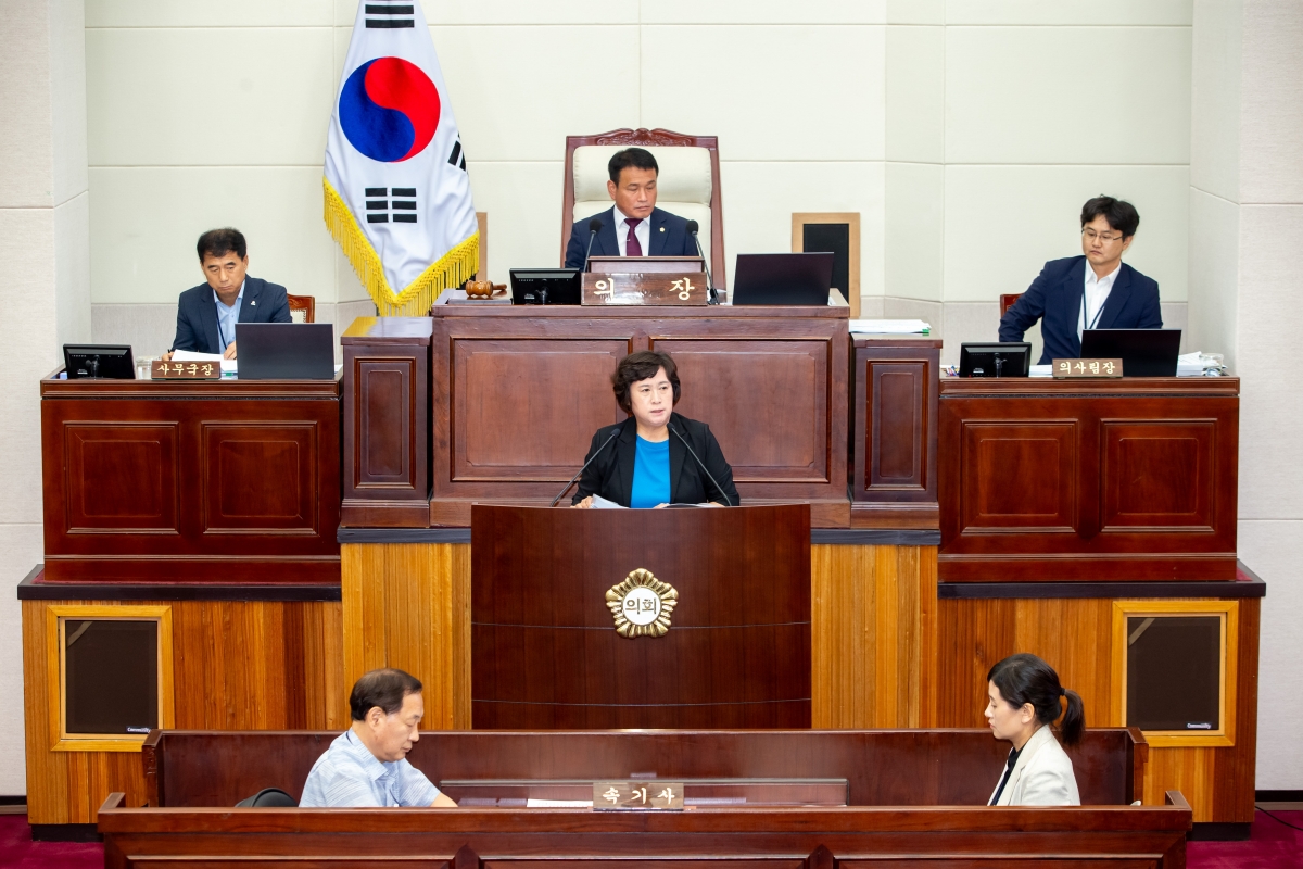 20230914-024[_P7U0784-제270회 임시회 제2차 본회의시 이지연 의원 5분 자유발언.JPG