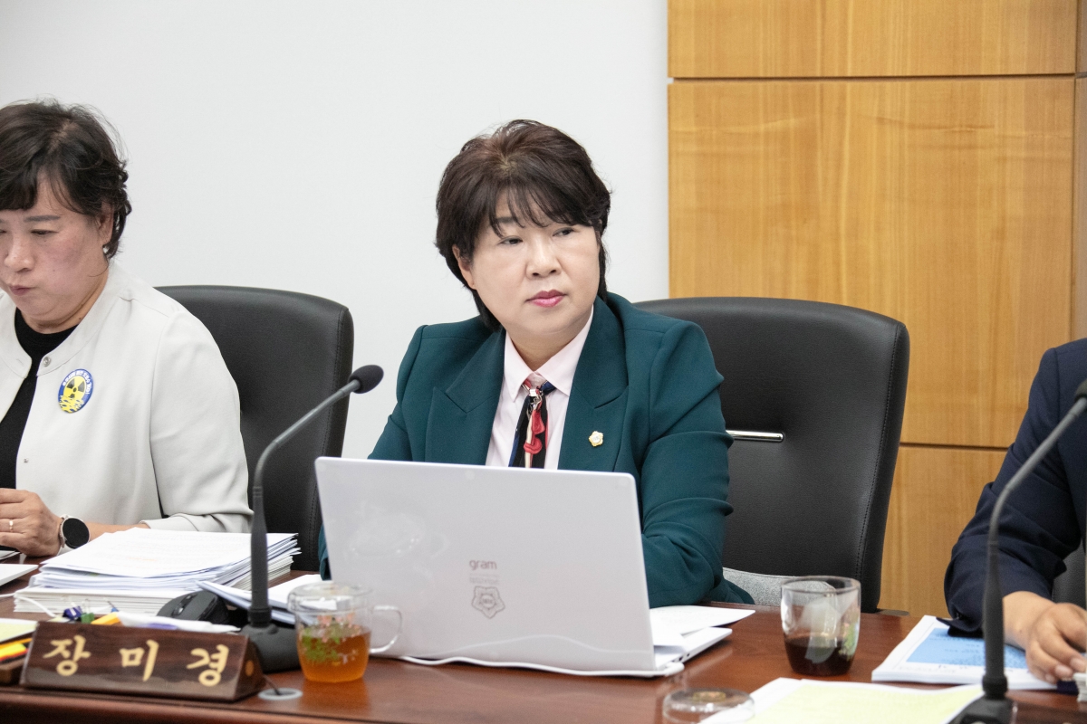 20231017-072[IMG_7058-제271회 임시회 산업건설위원회 조례안 심사활동.JPG