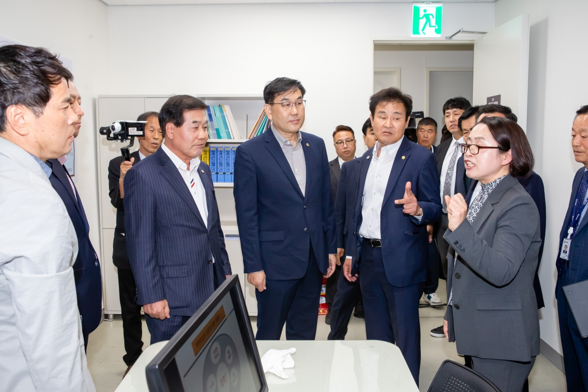 20231025-066[_P7U5966-구미시 진학진로지원센터 개소식.JPG