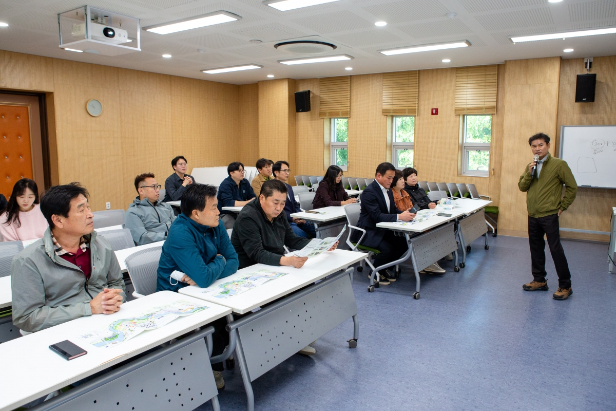 20231024-004[_P7U5673-제271회 임시회 산업건설위원회 울산광역시 태화강 국가정원 비교건학.jpg