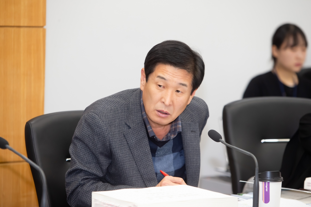 20231206-017[_P7U2132-제272회 제2차 정례회시 예산결산특별위원회 2024년도 예산안 및 기금운용계획안 심사 활동.jpg