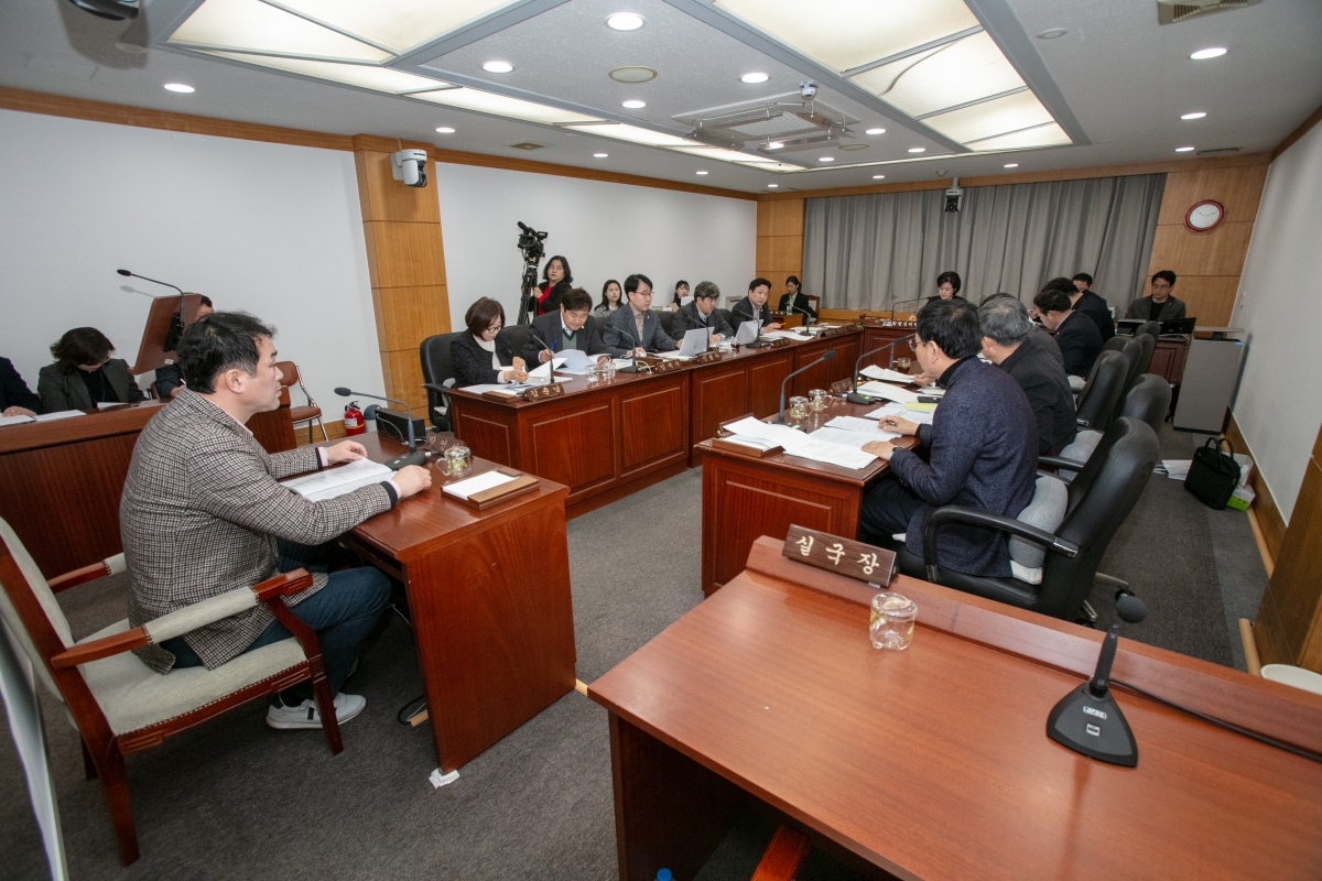 20240305-028[IMG_0134-제274회 임시회 기획행정위원회 조례안 심사활동.jpg
