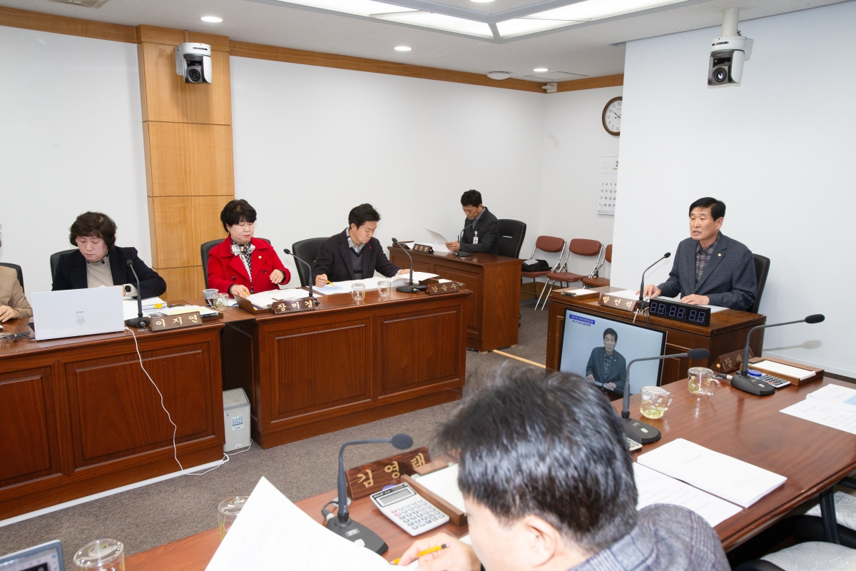20240306-010[_P7U3646-제274회 임시회 산업건설위원회 조례안 심사활동.jpg