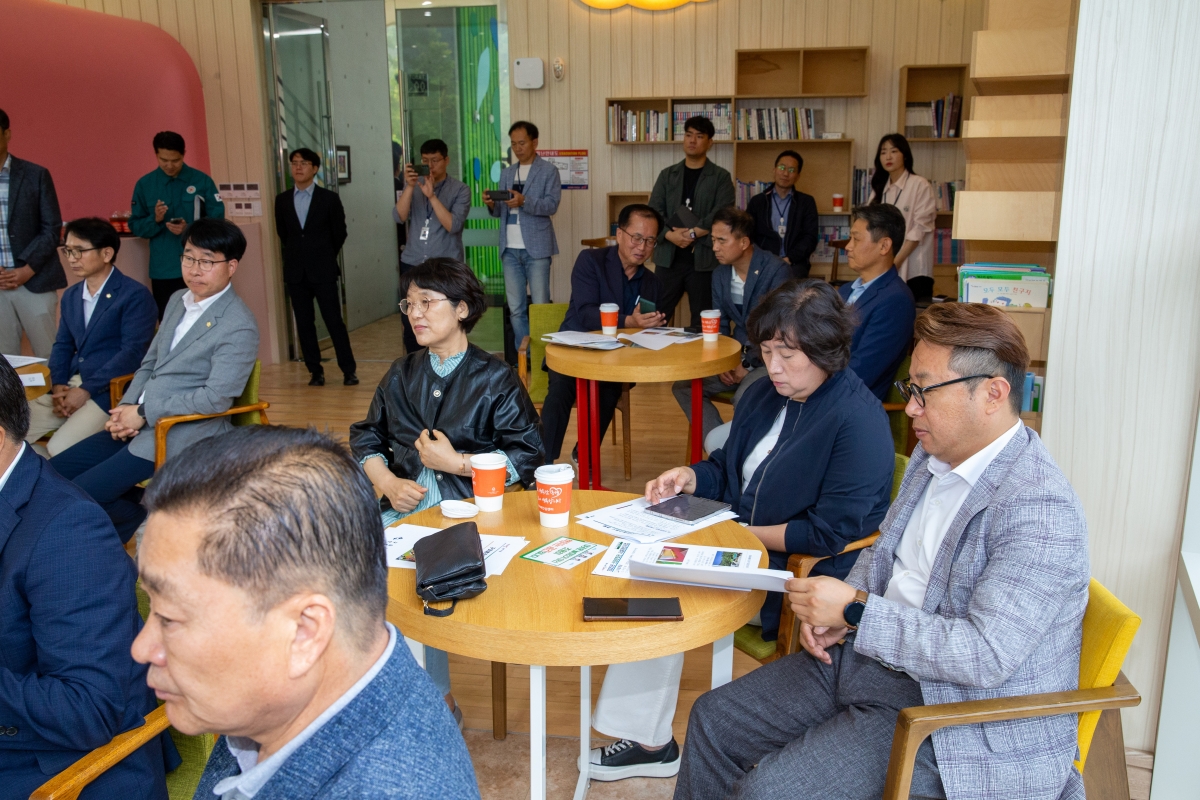 20240521-008[_P7U2451-제276회 임시회 산업건설위원회 구미에코랜드 현장 방문.jpg