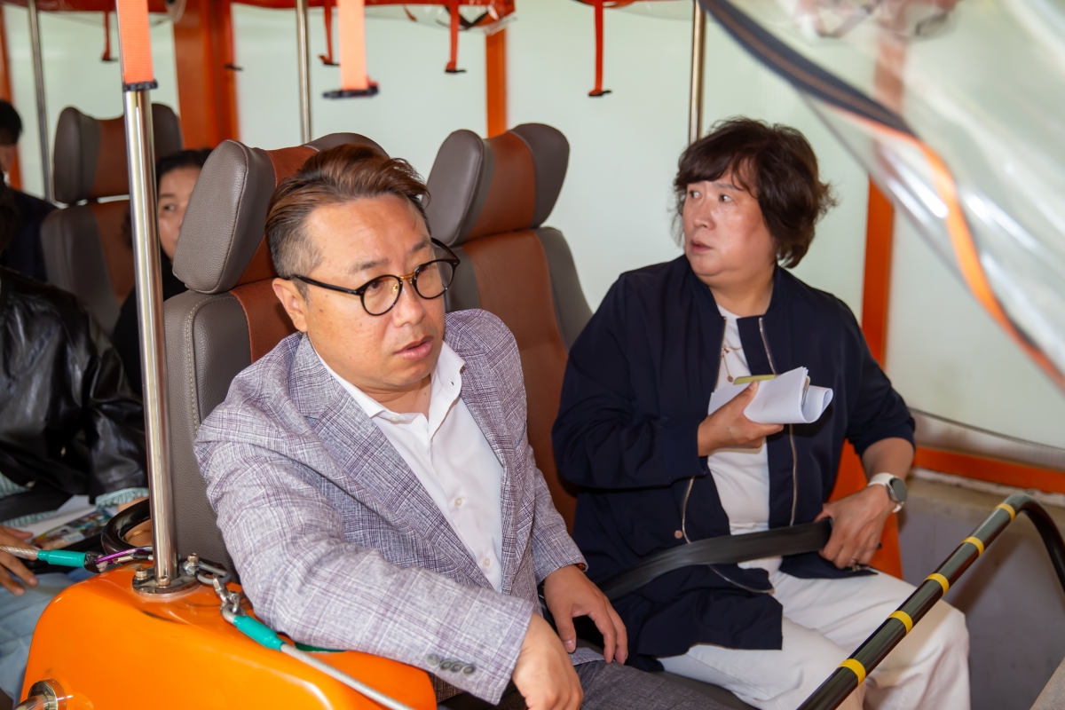 20240521-032[_P7U2498-제276회 임시회 산업건설위원회 구미에코랜드 현장 방문.jpg