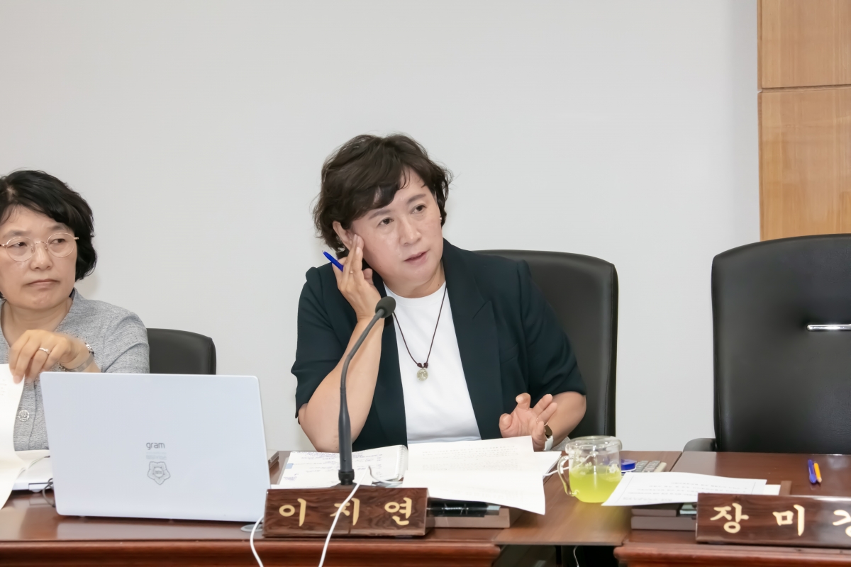 20240604-065[IMG_2267-제277회 제1차 정례회 산업건설위원회 조례안 심사활동.jpg