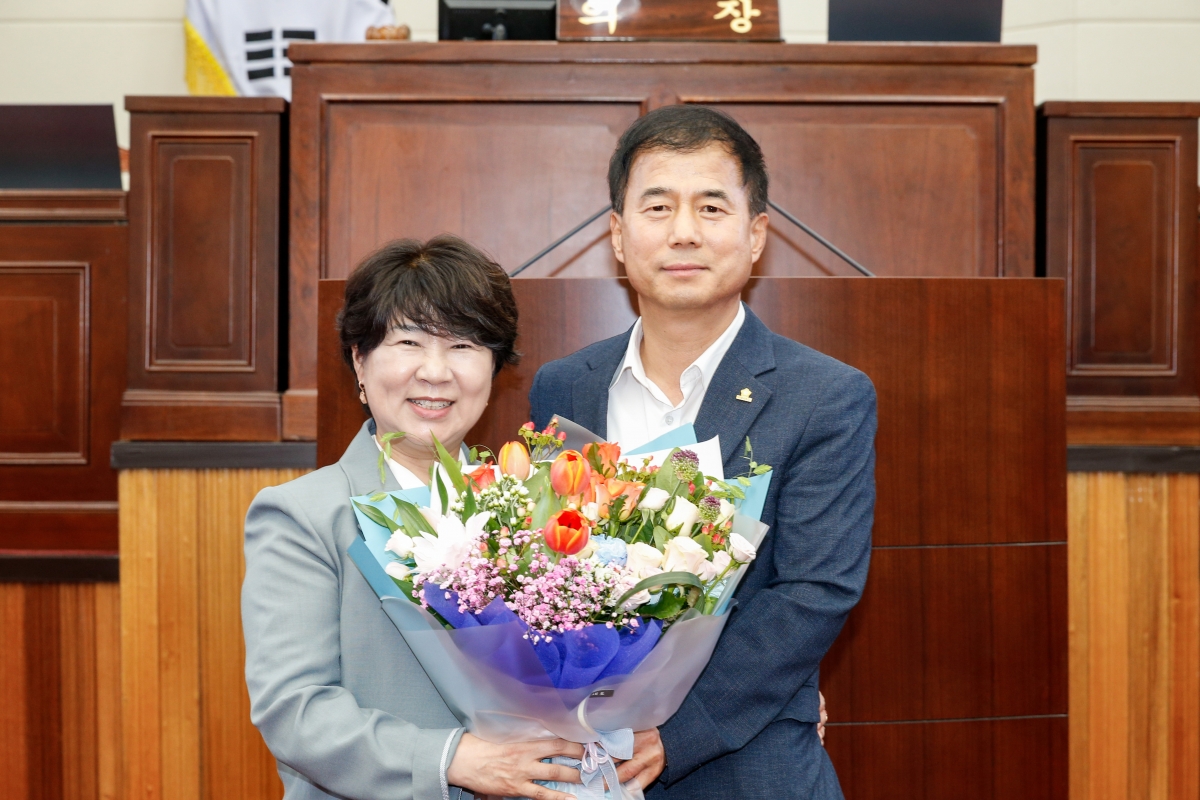 20240624-122[_P7U6729-1-김차병 의회사무국장 퇴임식.jpg