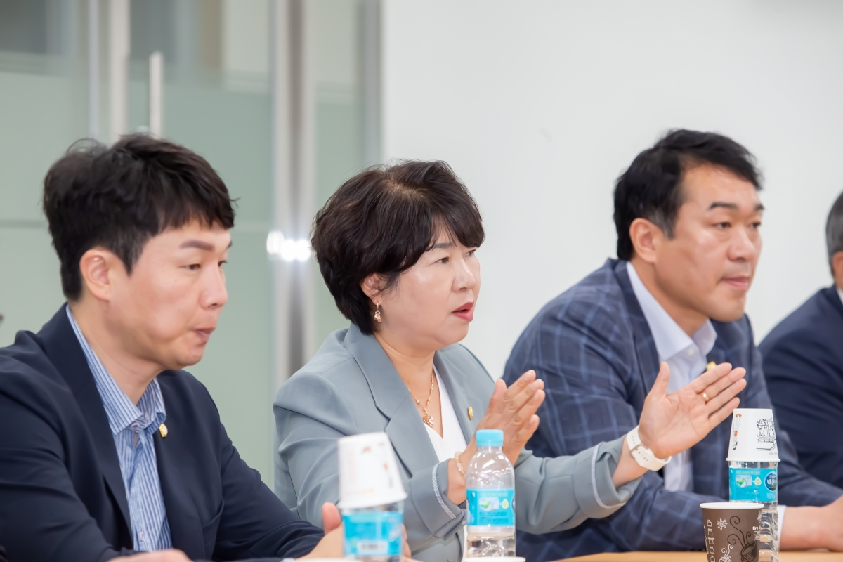 20240708-052[_P7U7994-제9대 후반기 의장단 및 상임위원장 한국노총 구미지부 방문.jpg