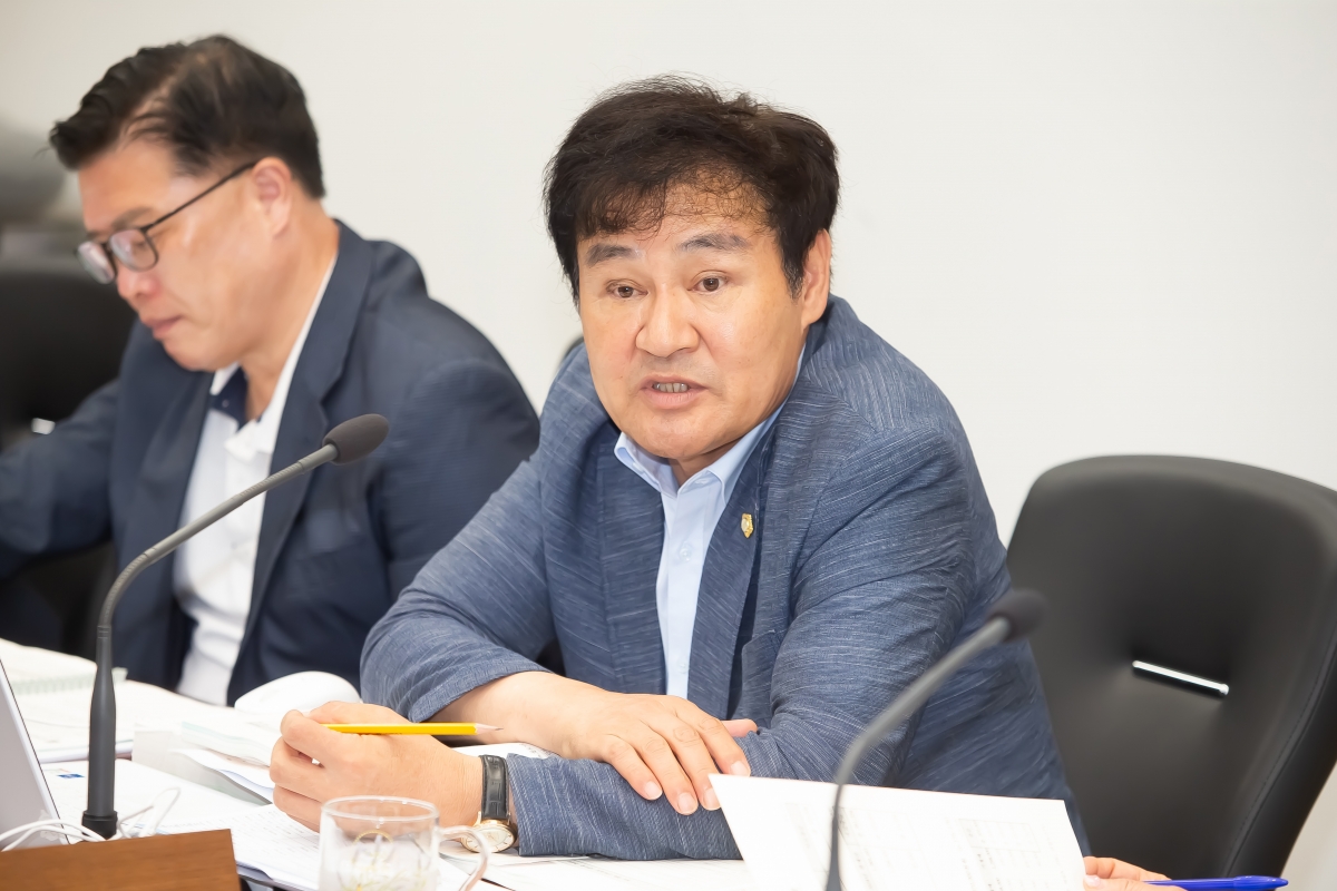 20240729-013[_P7U0072-제279회 임시회 예산결산특별위원회 2024년도 제1회 추가경정예산안 및 기금운용계획변경안 심사활동.jpg