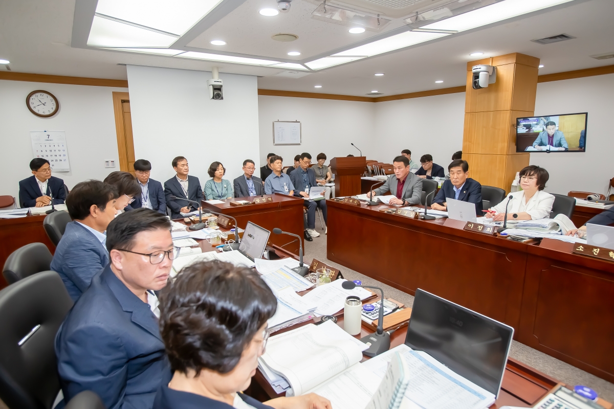 20240729-026[_P7U0135-제279회 임시회 예산결산특별위원회 2024년도 제1회 추가경정예산안 및 기금운용계획변경안 심사활동.jpg