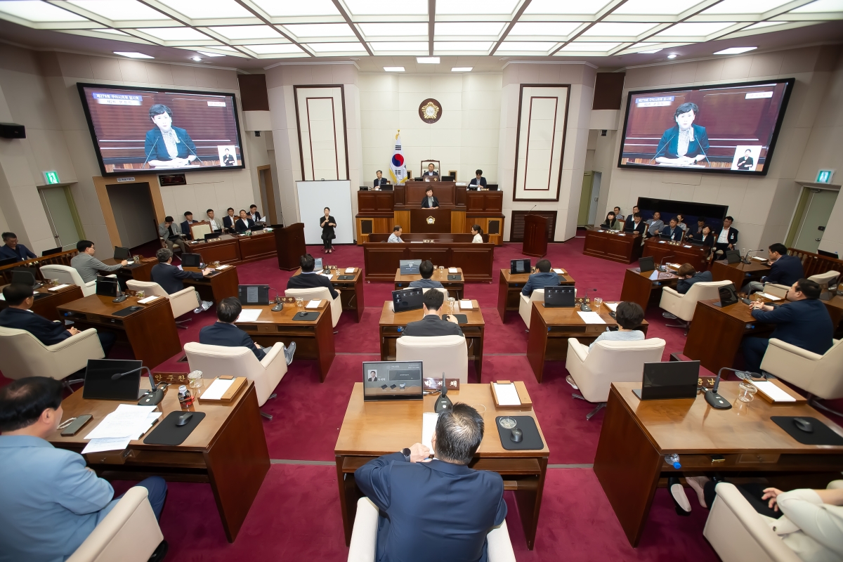 20240731-029[_P7U0262-제279회 임시회 제2차 본회의시 이지연 의원 5분 자유발언.jpg