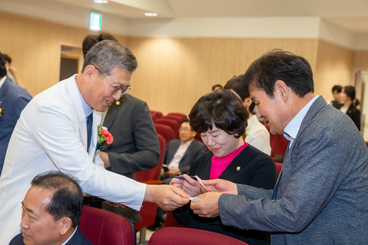 20240828-033[_P7U1844-순천향대부속 구미병원 외래관 건립 준공식.jpg