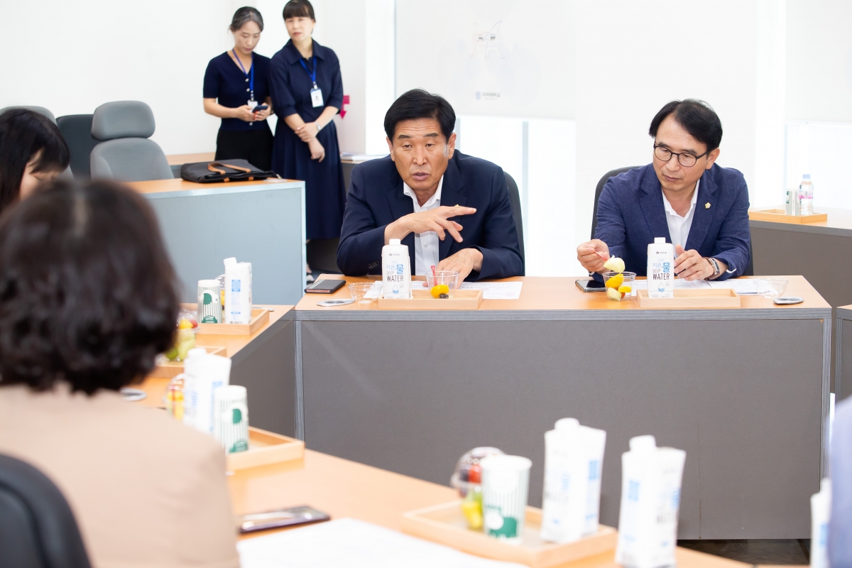 20240910-031[_P7U3860-제280회 임시회 기획행정위원회 구미대학교 산학협력단 아이돌봄지원센터 현장방문.jpg