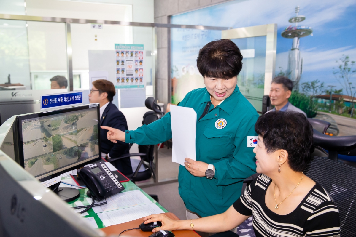 20240910-054[_P7U3932-제280회 임시회 기획행정위원회 구미시 통합관제센터 현장방문.jpg