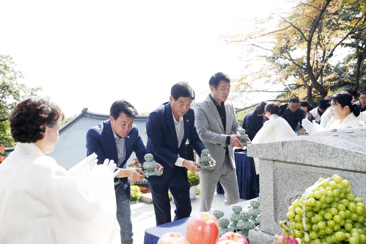 20241009-018[_P7U7484 복사-제8회 향문화대제전.jpg