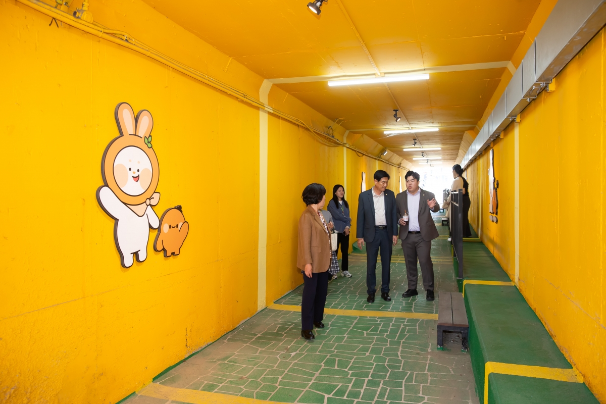 20241010-104[_P7U7588-의원연구단체 구미시 범죄예방 디자인연구회 경남 창원시 도시재생지원센터 산하 다함께 어울림센터 비교견학.jpg