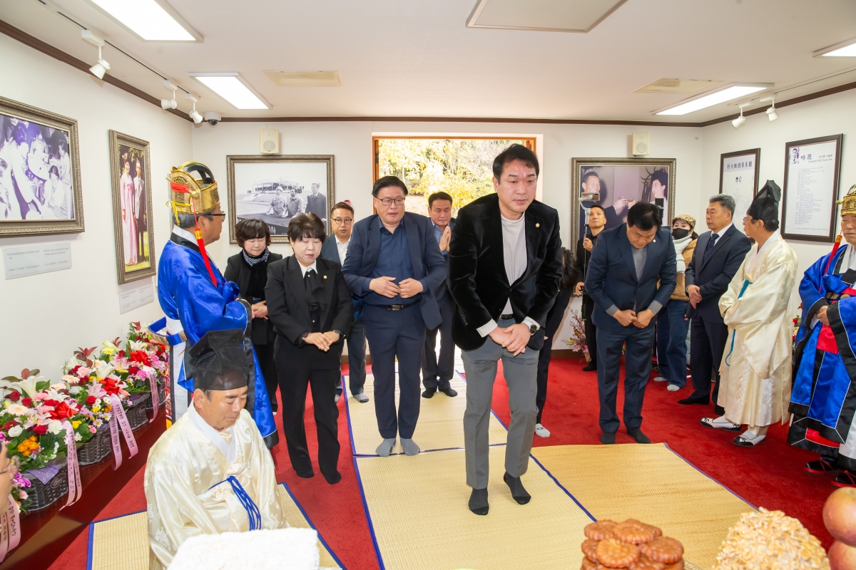 20241114-019[_P7U2960-박정희 대통령 탄신 107돌 숭모제 및 기념식.jpg