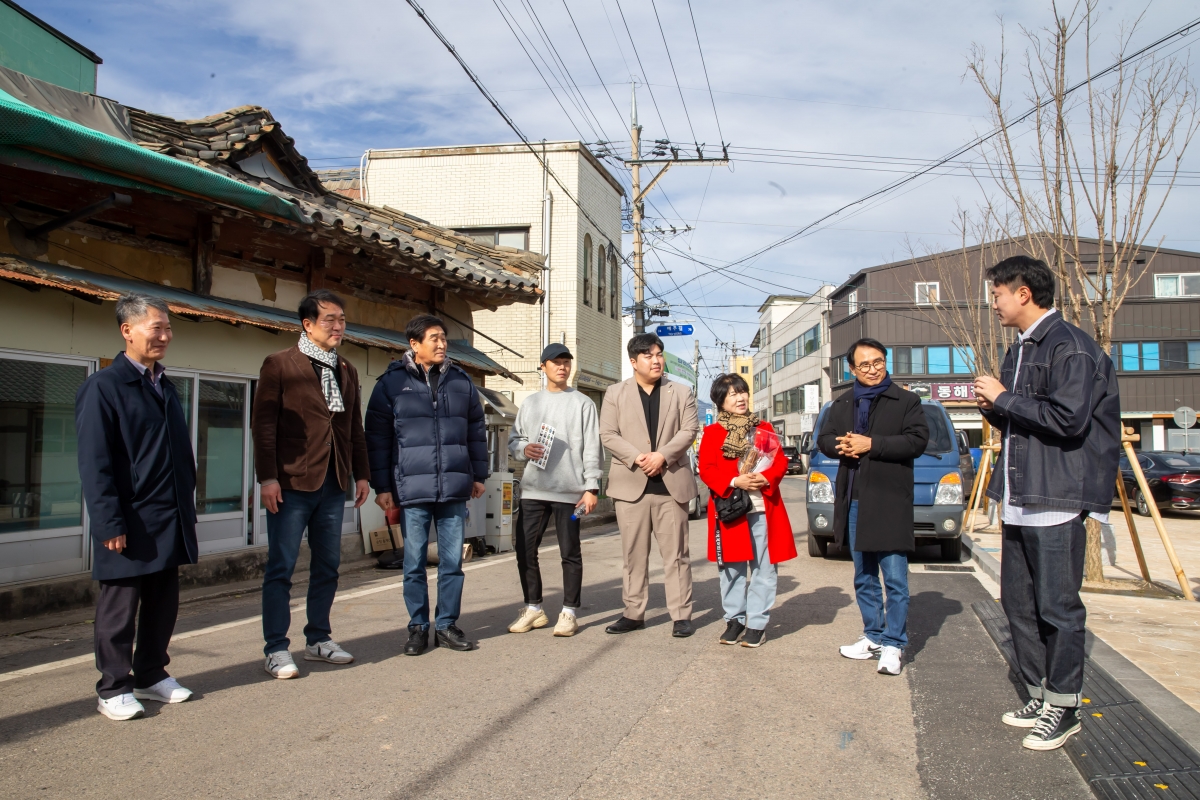 20241203-053[_P7U5644-제262회 정례회시 기획행정위원회 영덕군 뚜벅이마을 비교견학.jpg