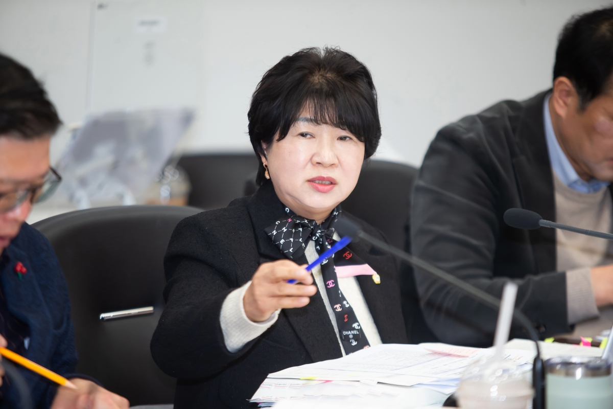 20241205-017[_P7U5845-제262회 정례회시 예산결산위원회 2025년도 예산안 및 기금운용계획안 심사활동.jpg