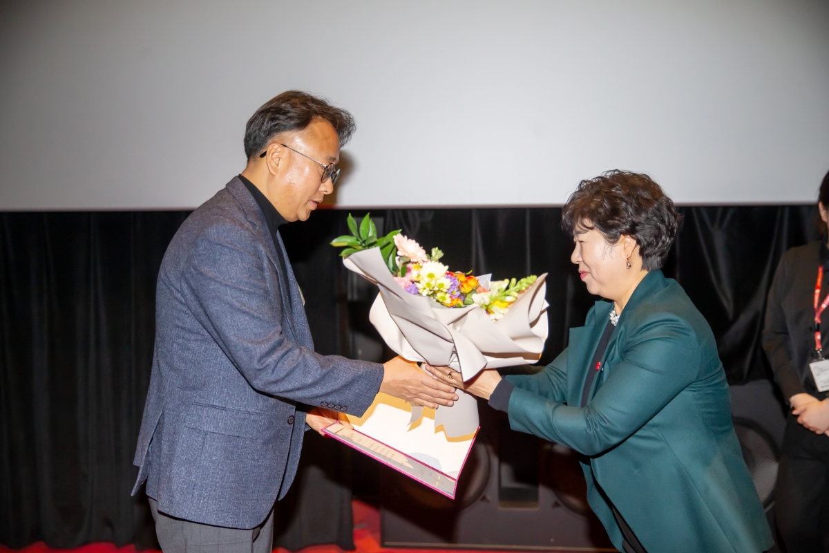 20241212-070[_P7U6501-구미종합사회복지관 송년감사의 날.jpg