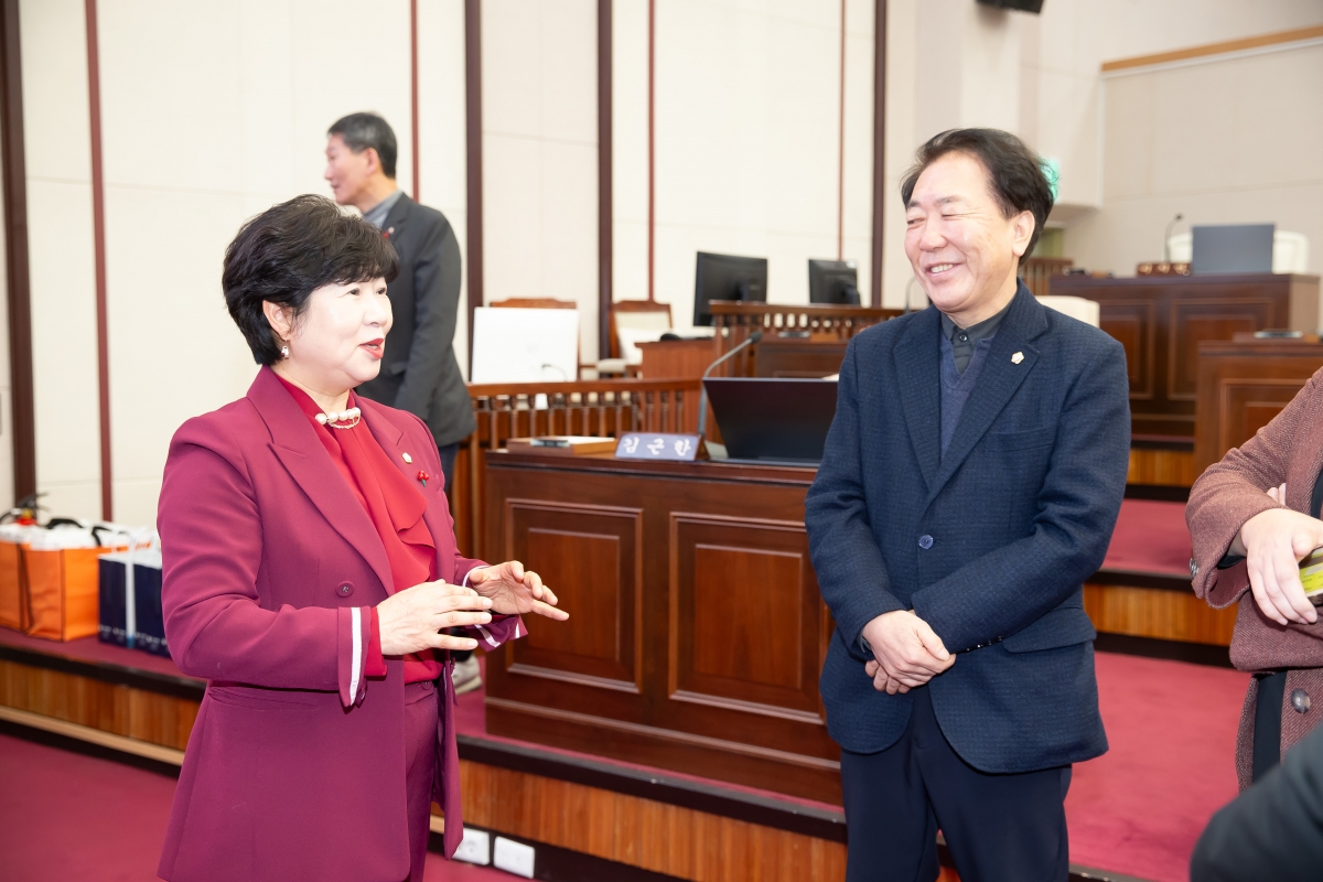 20241227-018[_P7U8314-울산광역시 동구의회 의원 일행 방문.jpg