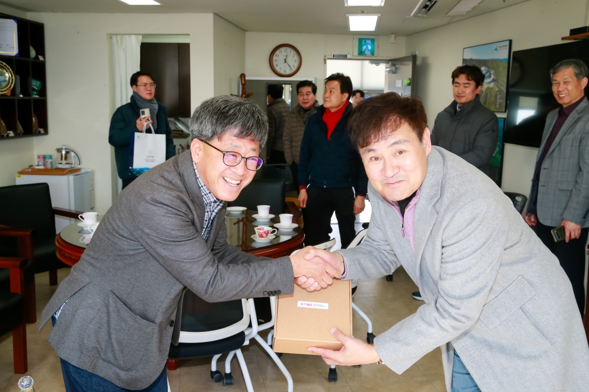 20250205-045[61897-28-문화환경위원회 영덕군 국립청소년해양센터 비교견학.jpg