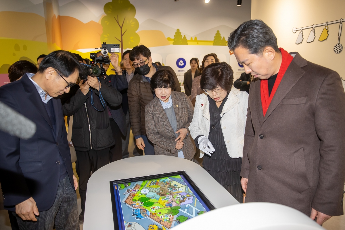 20250307-056[AMG_1948-탄소제로교육관 재개관식.jpg