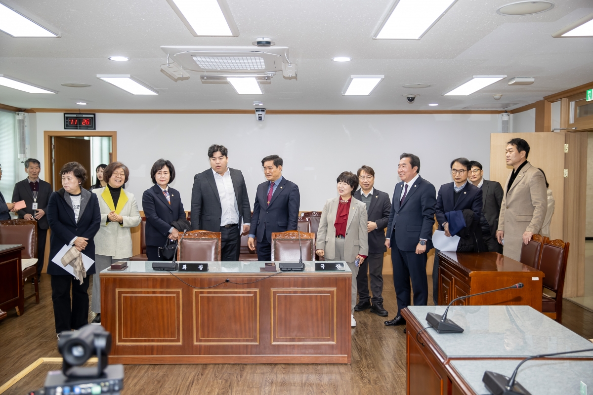 20250317-051[AMG_3665-제285회 임시회시 기획행정위원회 경주시의회 방문.jpg