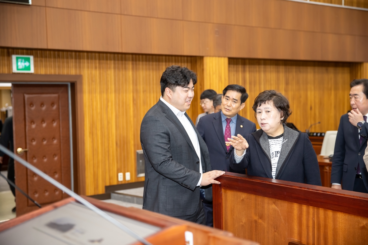 20250317-032[AMG_3615-제285회 임시회시 기획행정위원회 경주시의회 방문.jpg