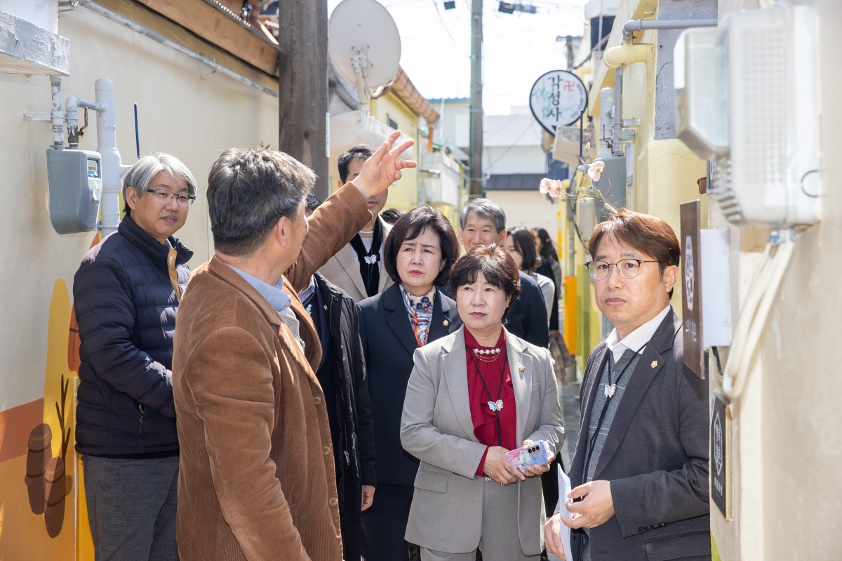 20250317-115[AMG_3821-제285회 임시회시 기획행정위원회 경주시 황오 커뮤니티센터 비교견학.jpg