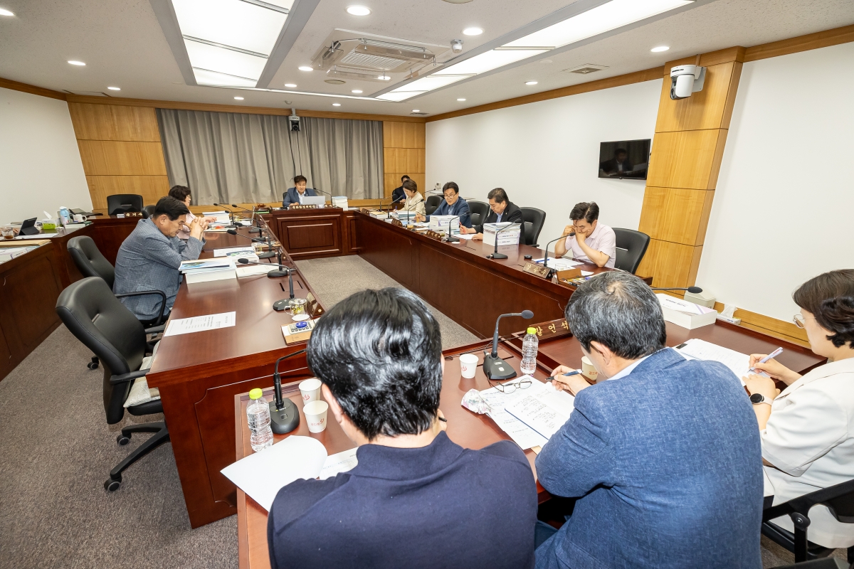 20250609-034[AMG_1226-문화환경위원회 관내 버스 기업체와 간담회.jpg