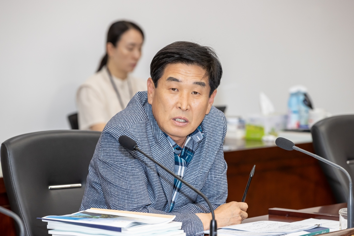 20250609-041[AMG_1254-문화환경위원회 관내 버스 기업체와 간담회.jpg