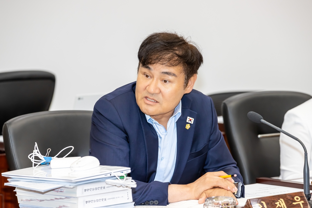 20250612-011[AMG_1456-제288회 제1차 정례회 의회운영위원회 소관 2025년도 행정사무감사 활동.jpg