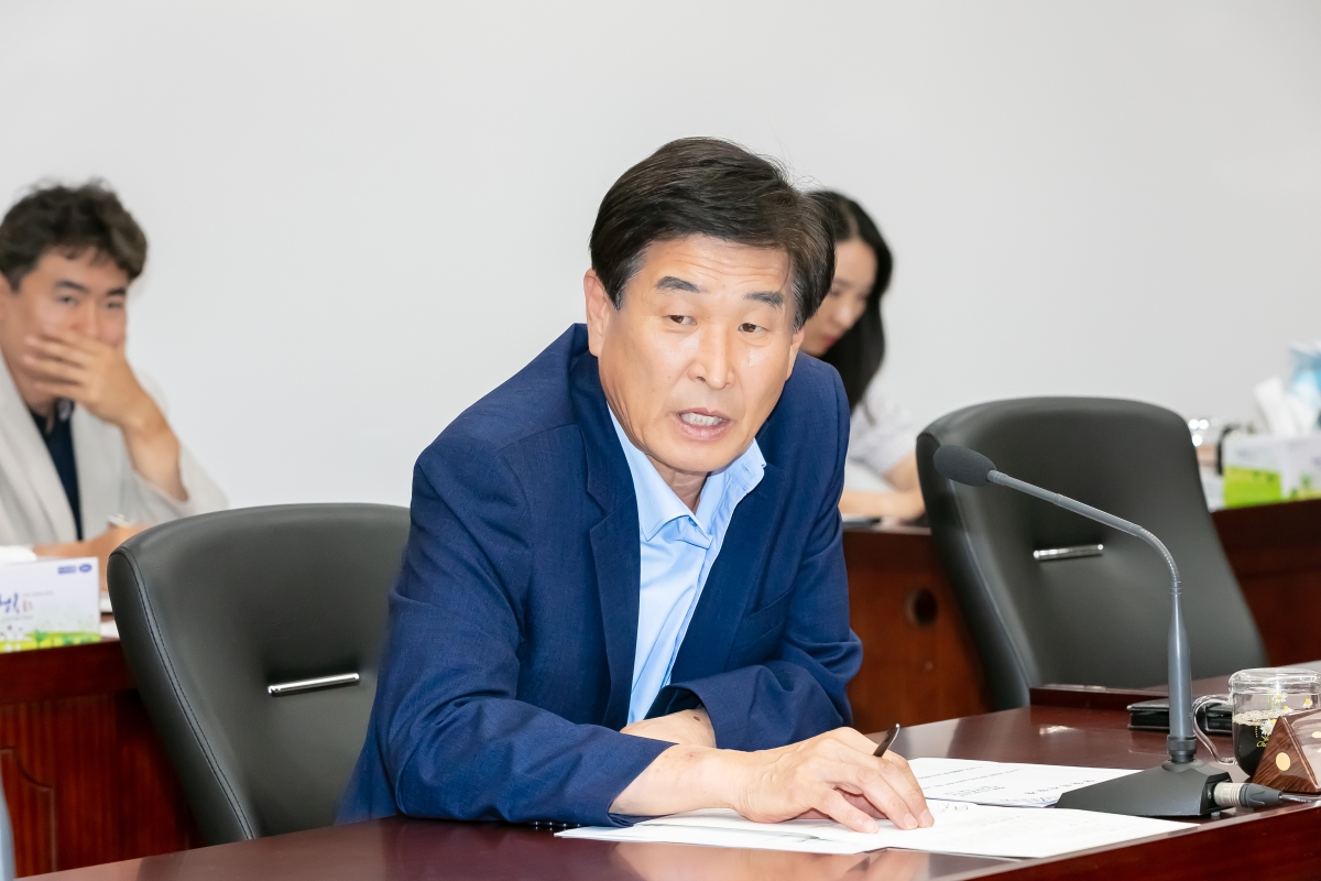 20250715-043[IMG_0294-제289회 임시회 문화환경위원회 조례안 심사활동.jpg