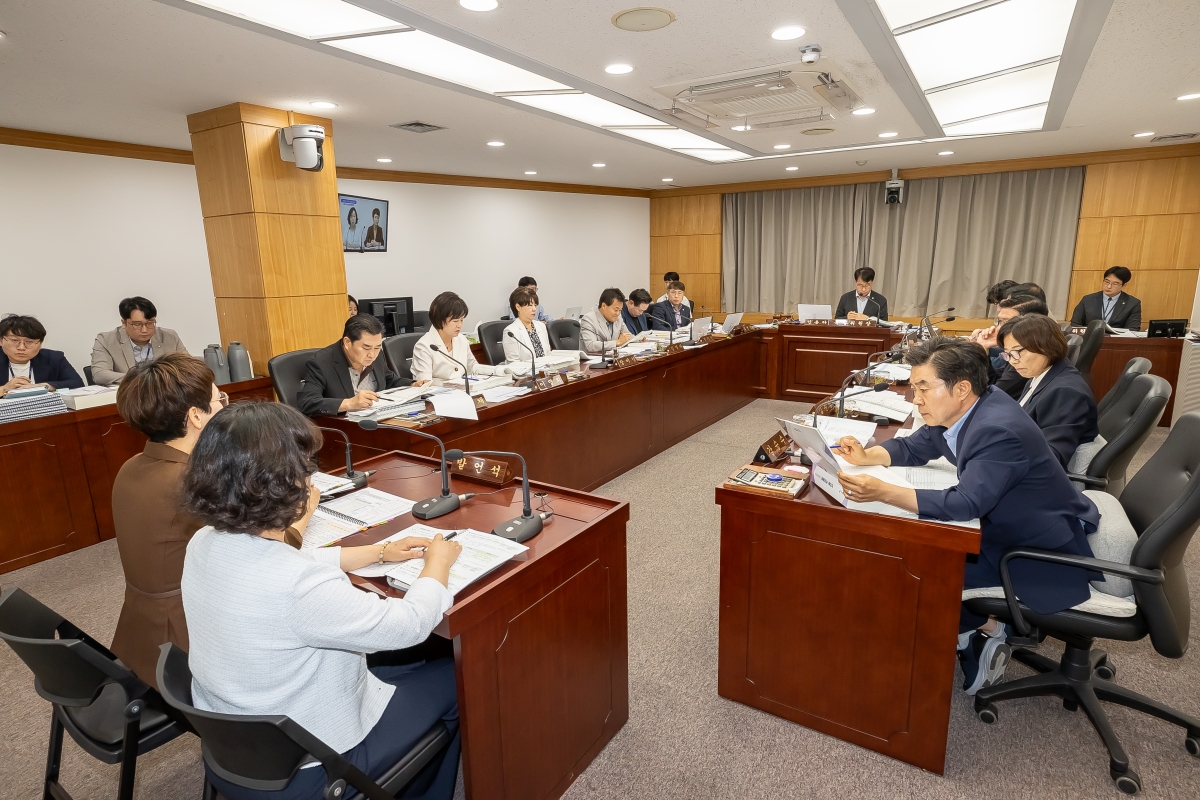 20250721-008[AMG_4661-제289회 임시회 예산결산특별위원회 2025년도 제1회 추가경정예산안 및 기금운용계획변경안 심사활동.jpg