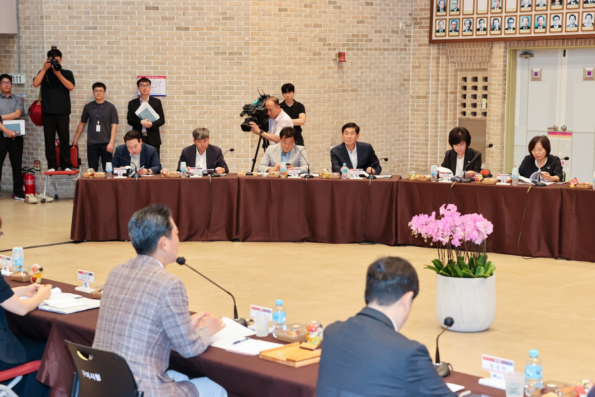 20250805-037[AMG_5520-1-구미시의회와 구미시 정책간담회.JPG