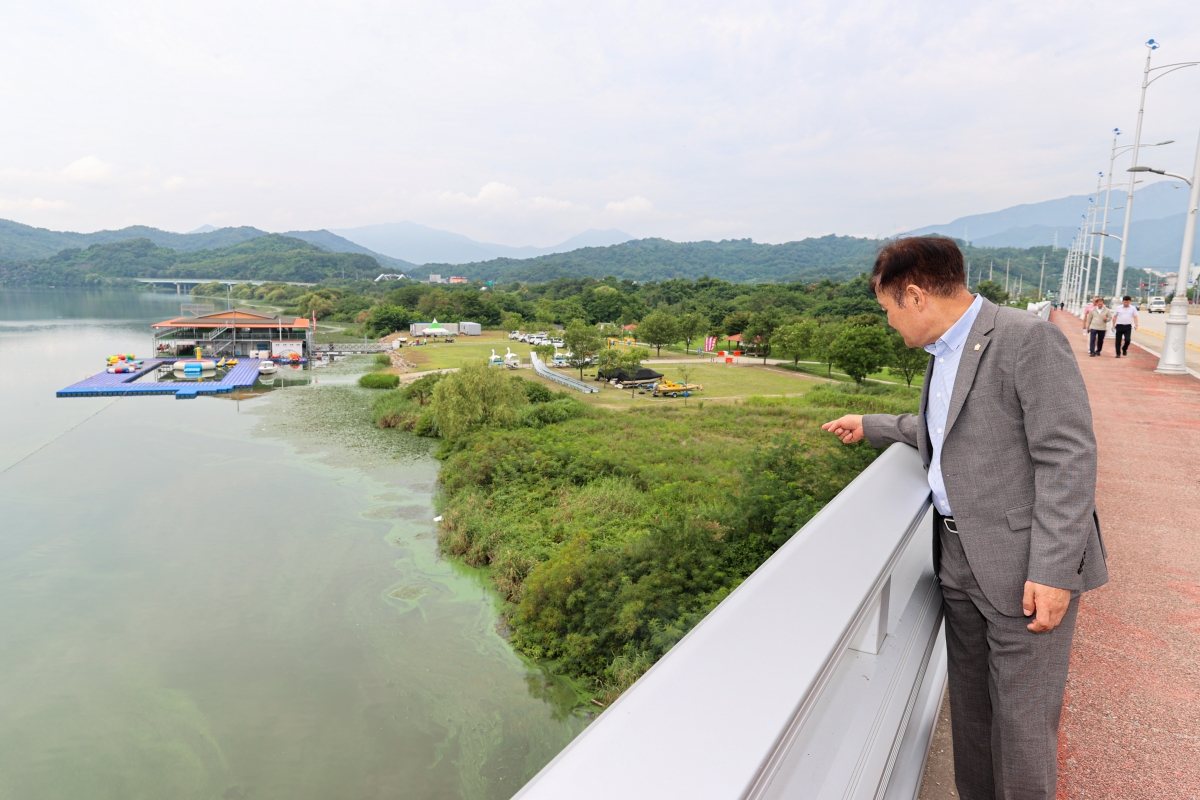 20250811-031[AMG_5641-1-폐회중 문화환경위원회 경북수상레저클럽 현장 방문활동.JPG