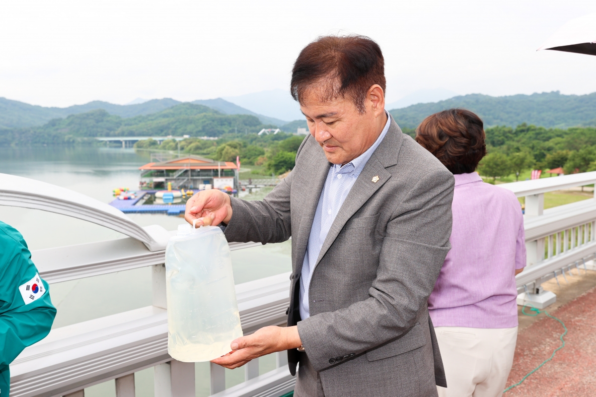 20250811-043[AMG_5671-1-폐회중 문화환경위원회 경북수상레저클럽 현장 방문활동.JPG