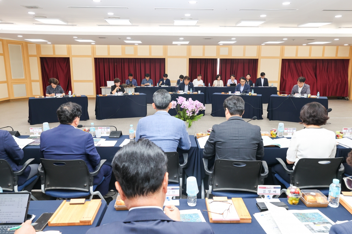 20250901-017[AMG_6229-1-구미시의회와 구미시 정책간담회.JPG