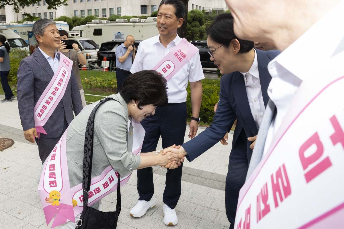 20250909-028[AMG_6897-1-구미 로컬푸드 국회 판촉전.jpg