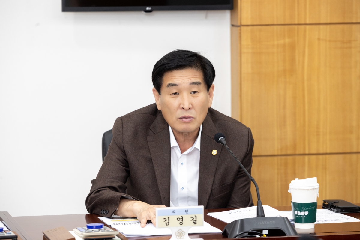 20251024-091[AMG_3206-의원연구단체 그린로컬 축제관광연구회 간담회.jpg