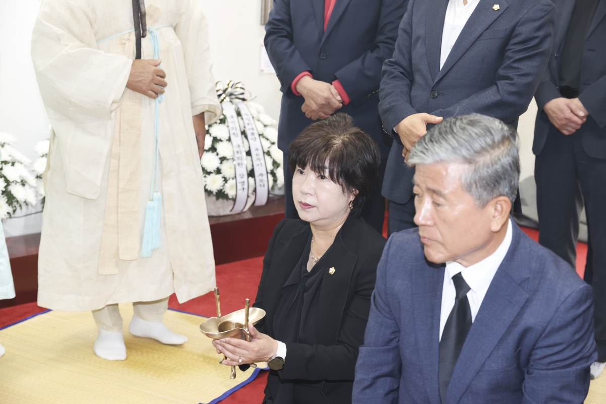 20251026-042[AMG_3335-1-박정희대통령 서거 46주기 추도제 및 추도식.jpg