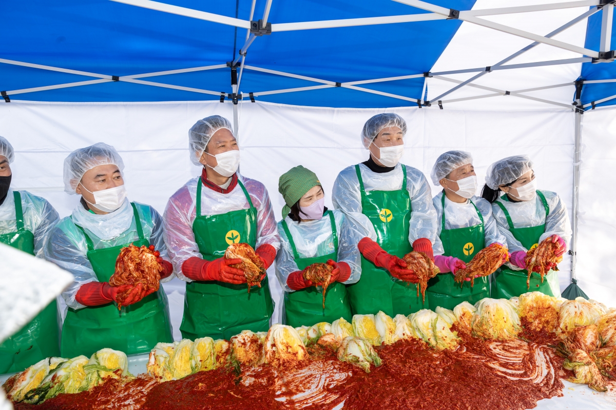 20251124-048[AMG_7777-2025 사랑의 김장담그기.jpg