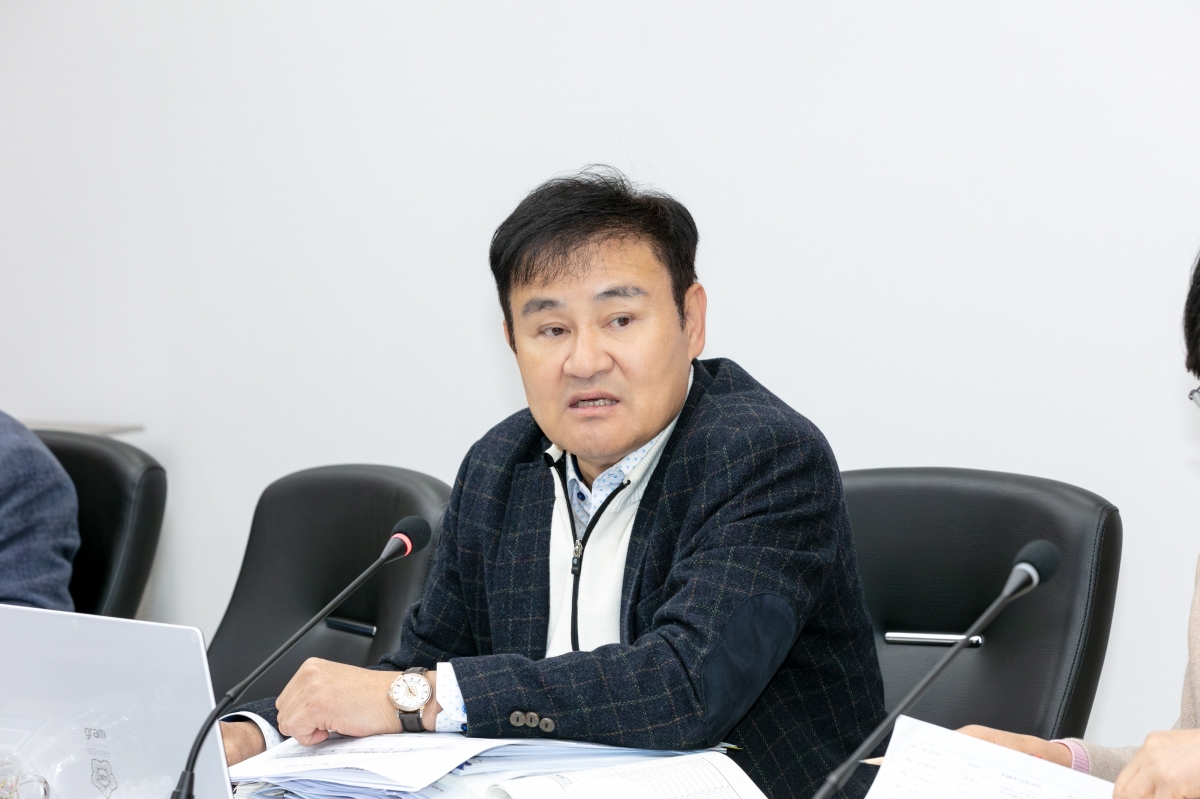 20251205-023[IMG_4391-제292회 제2차 정례회시 예산결산특별위원회 2026년도 예산안 및 기금운용계획안 심사 활동.jpg