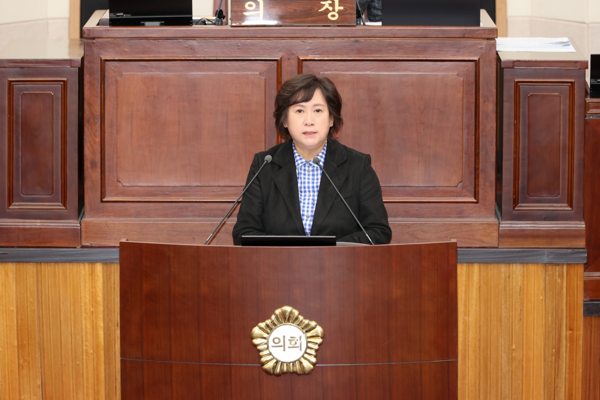 20251217-024[AMG_1618-1-제292회 제2차 정례회 제3차 본회의시 이지연 의원 5분 자유발언.JPG