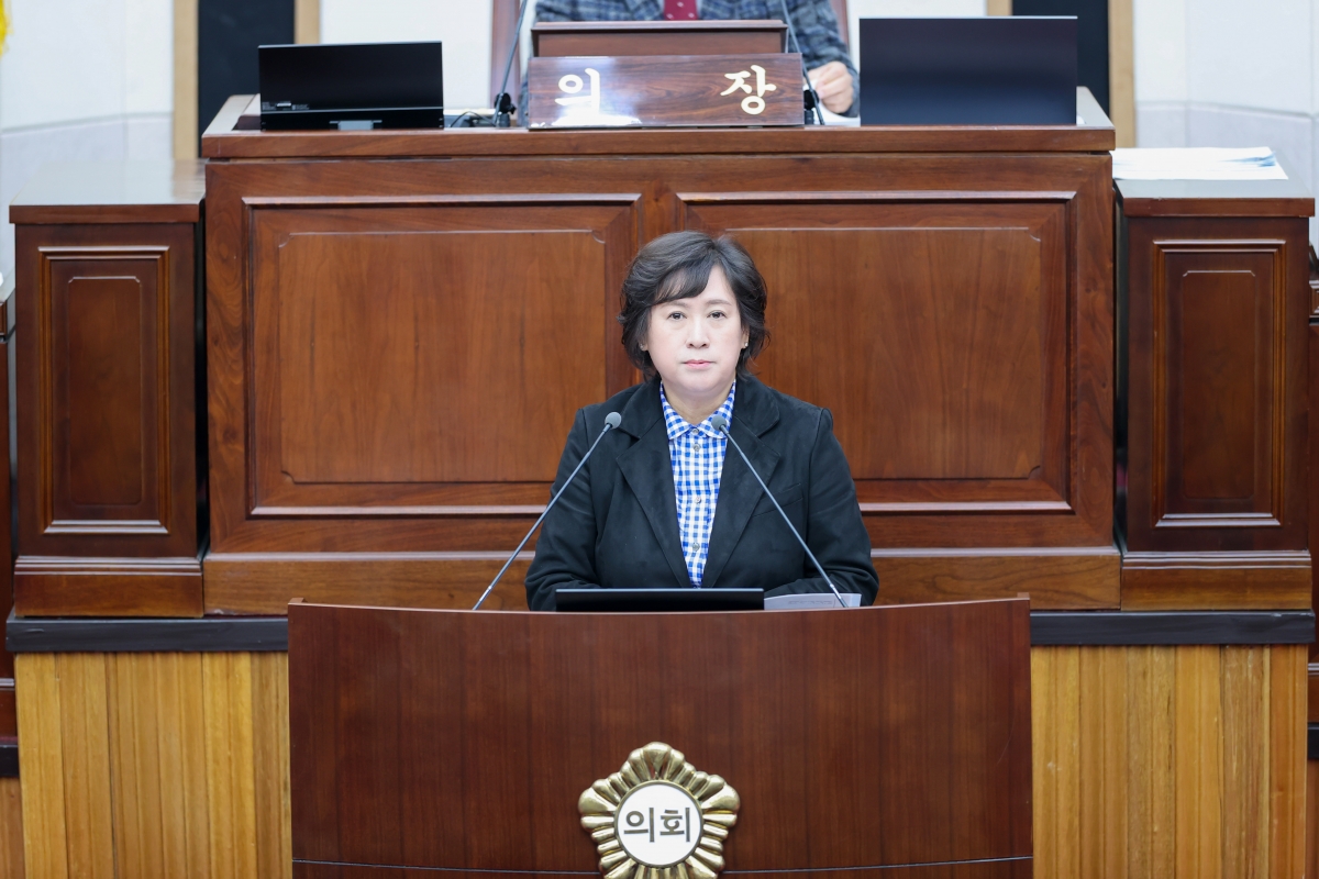 20251217-025[AMG_1626-1-제292회 제2차 정례회 제3차 본회의시 이지연 의원 5분 자유발언.JPG