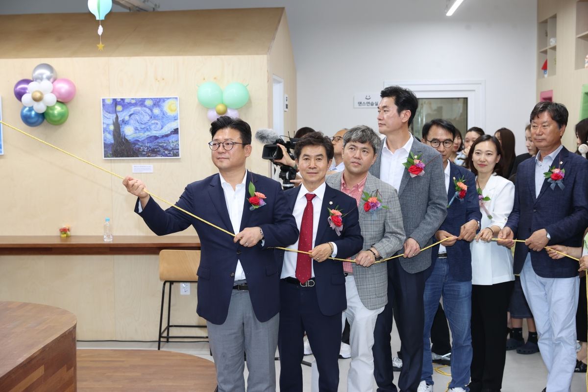 2026.07.24_청소년 놀잼센터 개소식_058.JPG